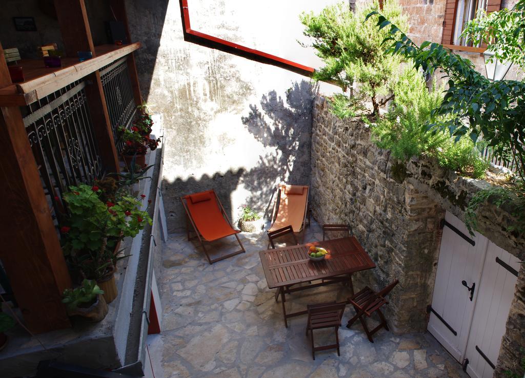 Freedom Hostel Budva Bagian luar foto