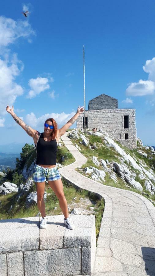 Freedom Hostel Budva Bagian luar foto